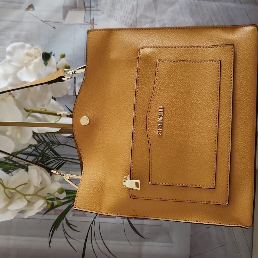 Steve Madden Rich Yellow Shoulder Bag